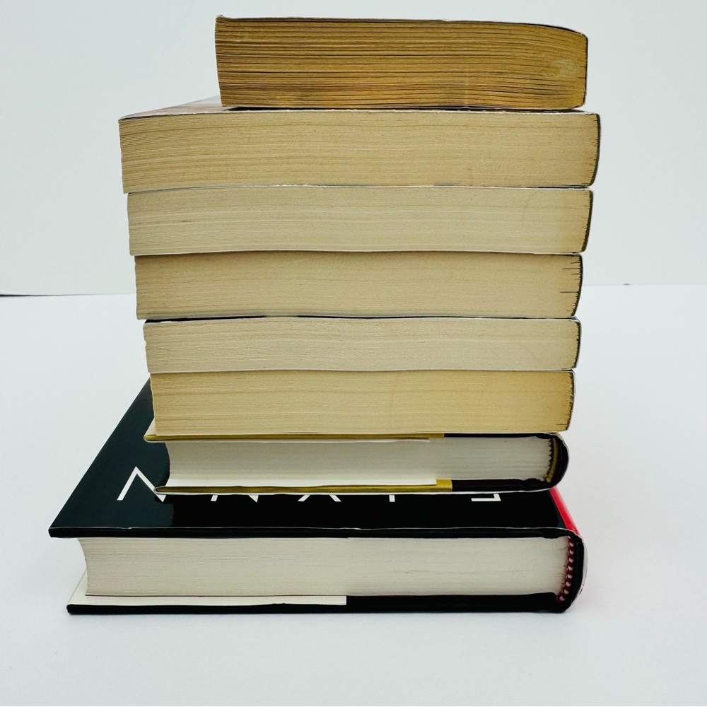 E. Lynn Harris book bundle. 8 books in total. 2 hardcover, 6 paperback books. - Picture 3 of 6